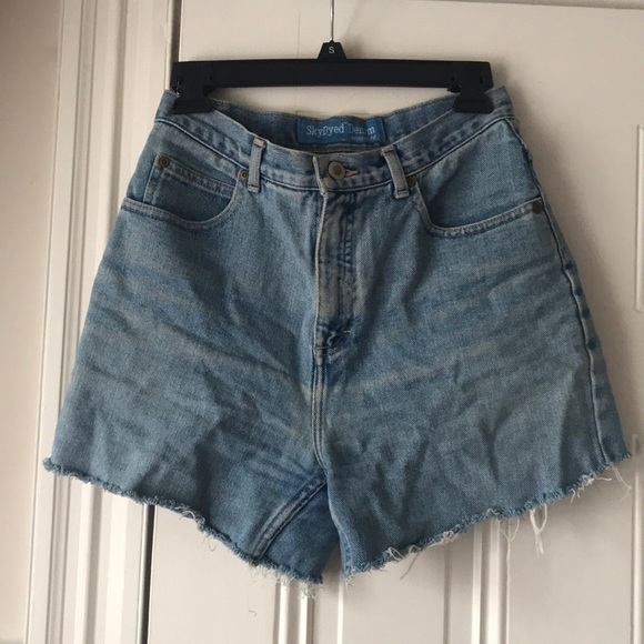 Vintage high waisted jean denim shorts - Picture 2 of 2